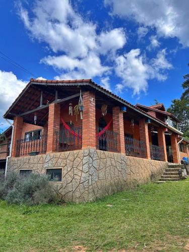 Bom Jardim de Minas Hotel | Pousada Chalés Vida Verde