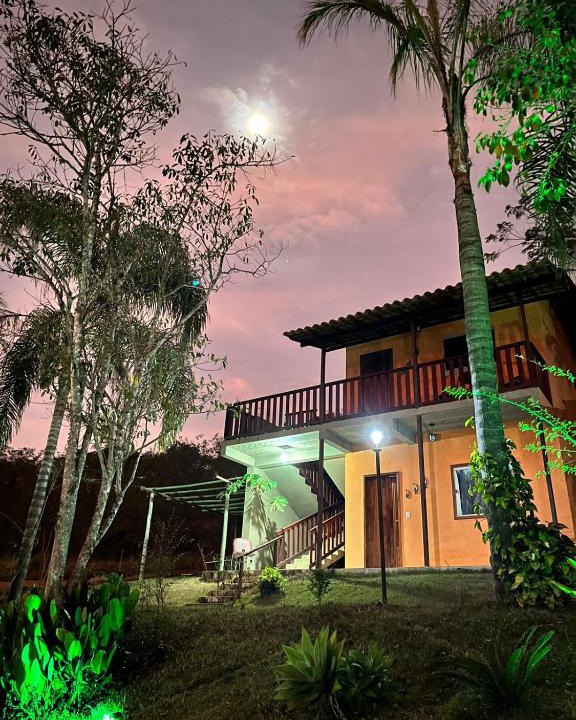 Santana dos Montes Hotel | Pousada Chalés dos Montes