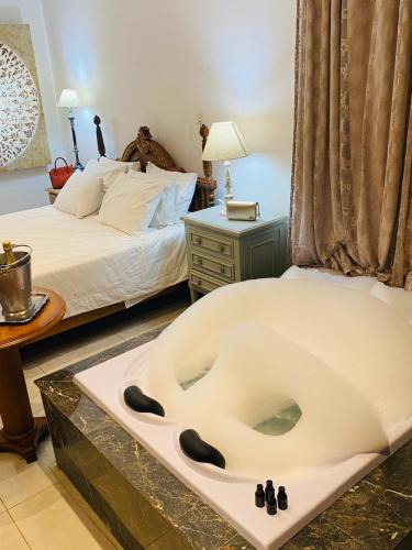 Tiradentes Bed & Breakfast | POUSADA CHARLOTTE