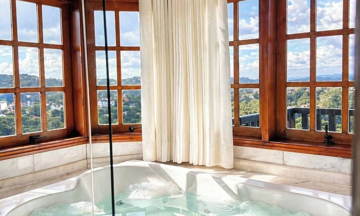 Vila Everest Hotel | Pousada Chateau Elegance
