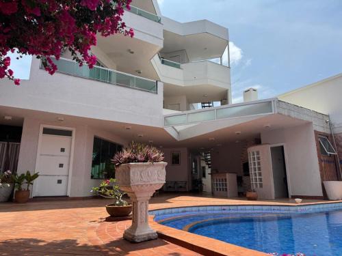 Jardim Europa House | Pousada do Bosque
