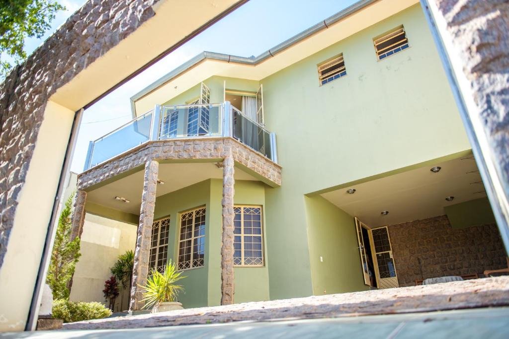 Piumhi Hotel | POUSADA DONA DORA 2