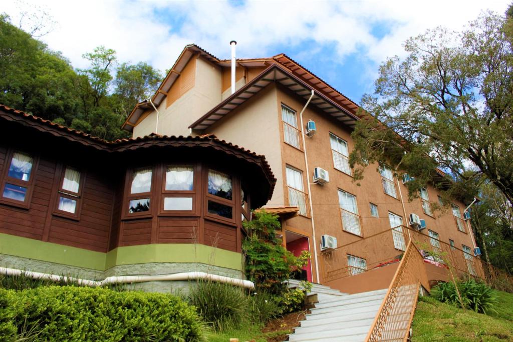 Portico Hotel | Pousada Essência Serrana Gramado