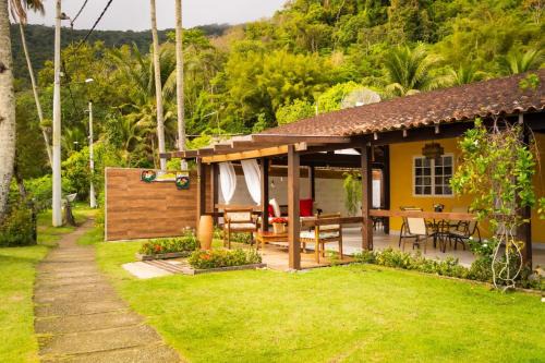 Ilha Grande Hotel | Pousada Gata Russa