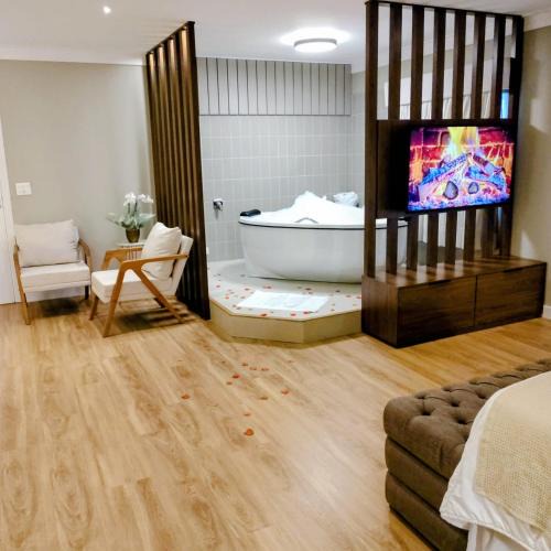 Vila Everest Hotel | Pousada Itália Moderna