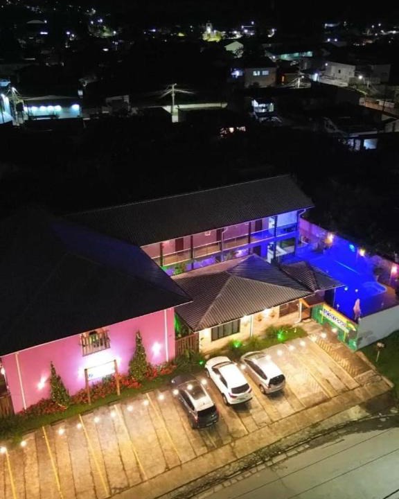 Caraguatatuba Hotel | Pousada Parapuã