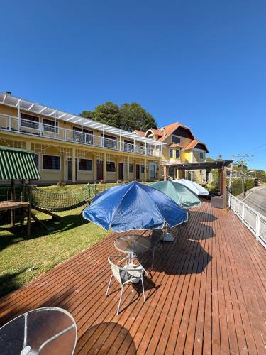 V Cristina Hotel | Pousada Portal das Cerejeiras - Be Happy Group