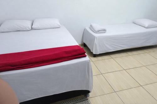 Cuiaba House | Pousada RC Q3