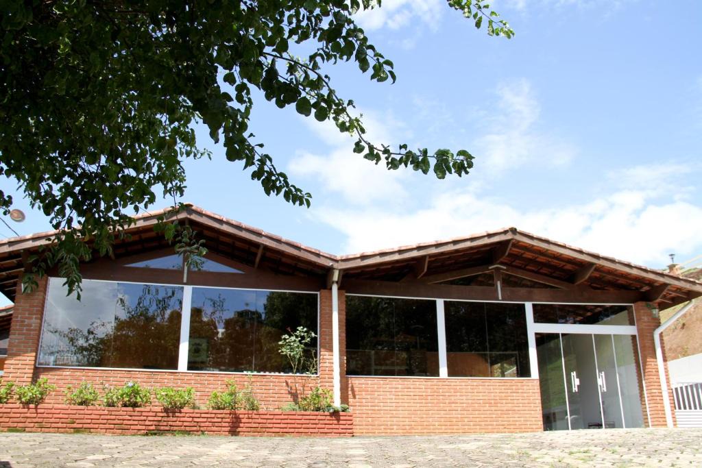 Bom Jesus dos Perdoes Hotel | Pousada Sol Da Montanha