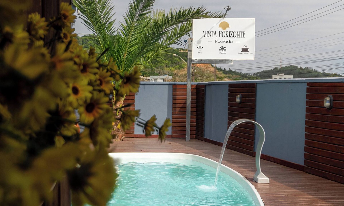 Praia da Armacao do Itapocoroi Hotel | Pousada Vista Horizonte