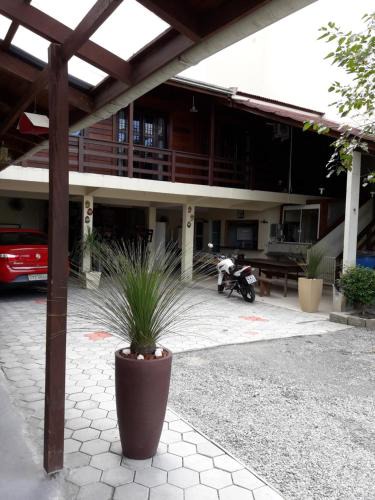 Castelo Branco Hotel | Pousada Vovo Valdir