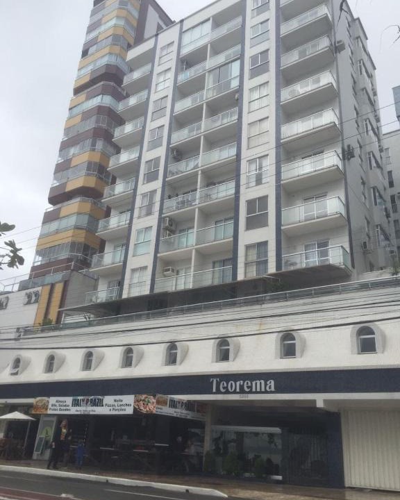 Centro Apartment | Prédio beira mar
