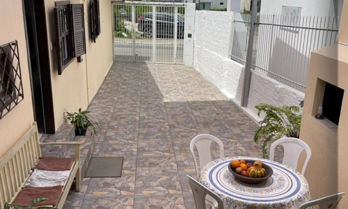 Centro House | Practical Net Kit for 2 people