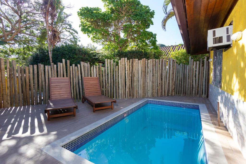 Buzios Villa | Praia da Ferradura com quatro suítes e piscina.