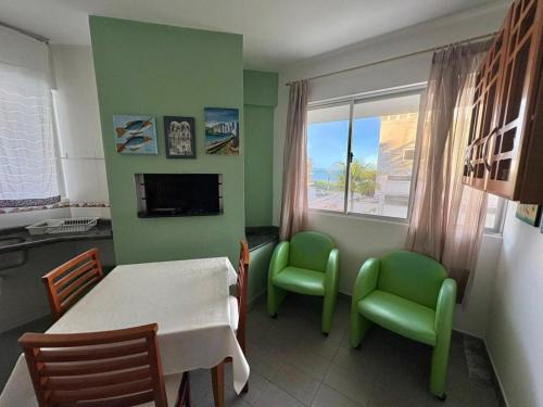 Quatro Ilhas Apartment | PRAIA DE 4 ILHAS Apartamento De 1 Quarto a 50M Praia Com Vista