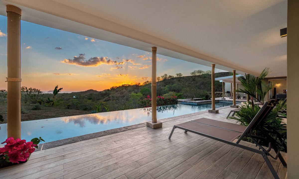 Rio Seco House | Private House - Sunset Ocean View and Mountains