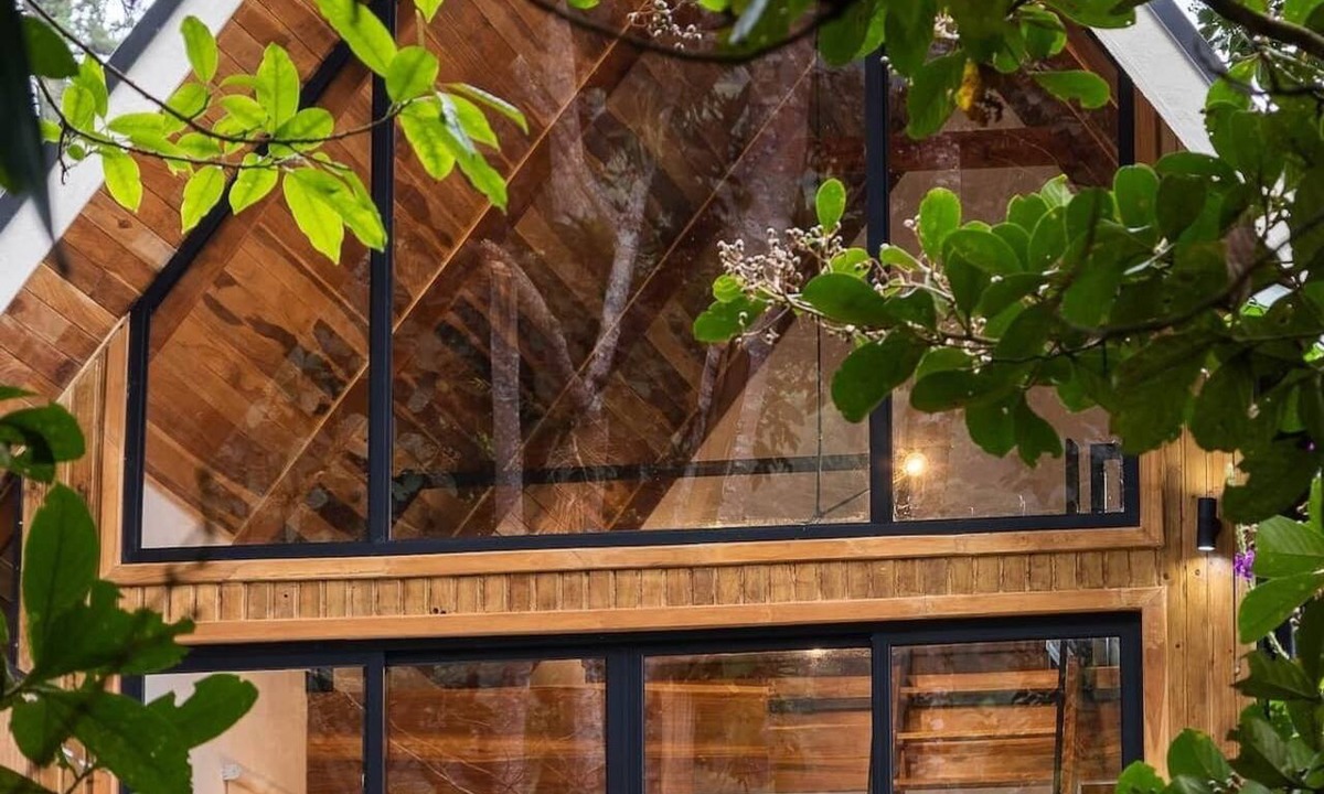 Bajos del Toro Cabin | Private Jacuzzi Mountain Retreat
