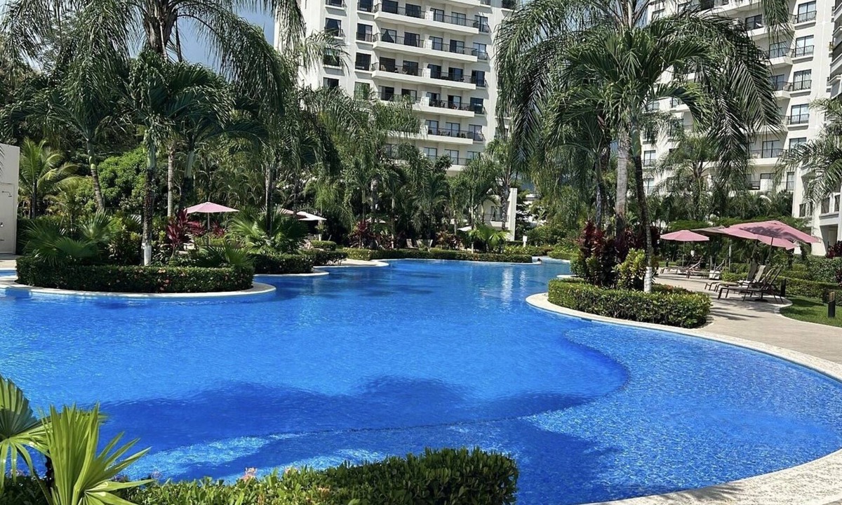 Barrio Santa Lucia Condo | Private Modern Condo by Jacó Beach