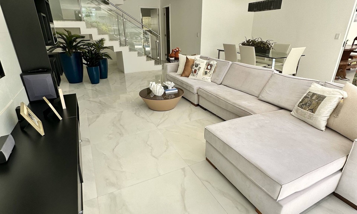 Guarajuba House | Private pool - close to the beach - clubs and shopping malls