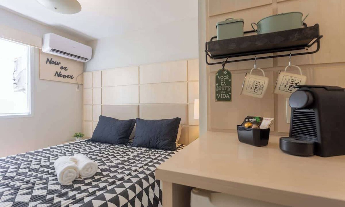 Zona Sul House | Private Suite with Amenities in Botafogo
