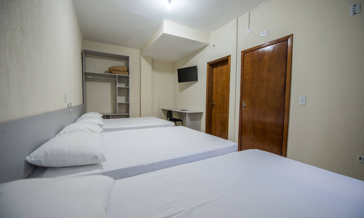 Foz do Iguacu City Centre Apartment | Quadruple Double + 2 Single