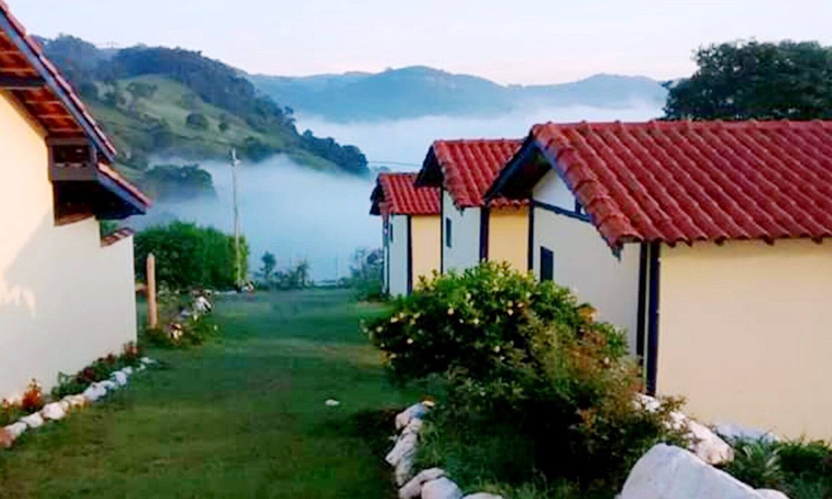 Itapeva House | QUADRUPULO CHALET (2 + 2) - POUSADA