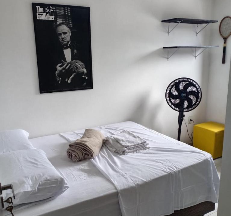 Altiplano Cabo Branco Apartment | Quarto bem localizado no altiplano próximo a UFPB com café da manhã
