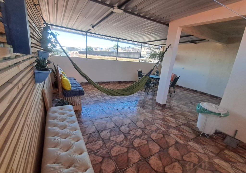 Vigario Geral House | Quarto climatizado a 30km de Copacabana