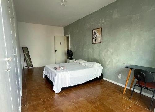 Barra House | Quarto com varanda privada a 160 metros da Praia do Farol da barra 3