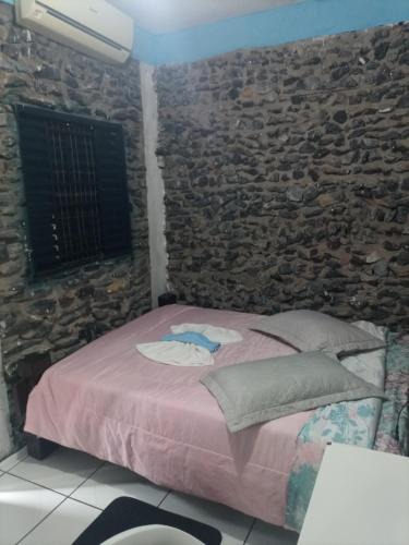 Morada do Ouro Apartment | Quarto de Pedra