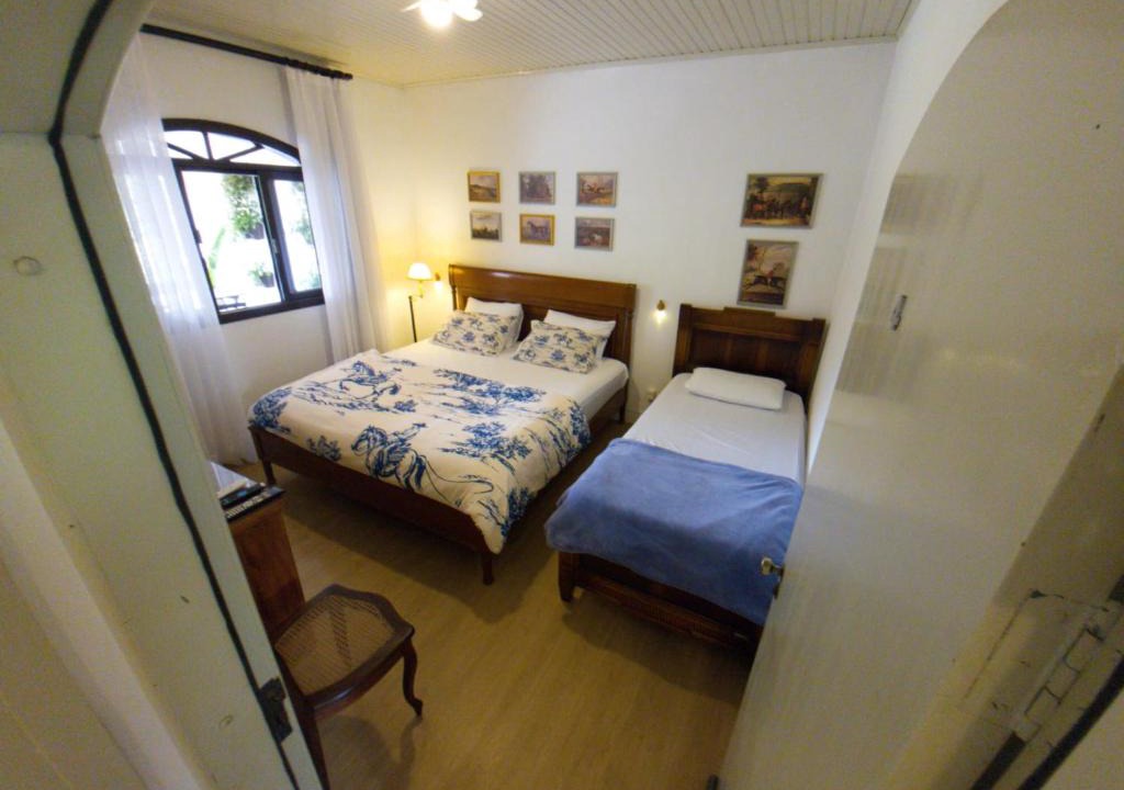 Campo Alegre House | Quarto dos Cedros - 04 Pousada Casarão