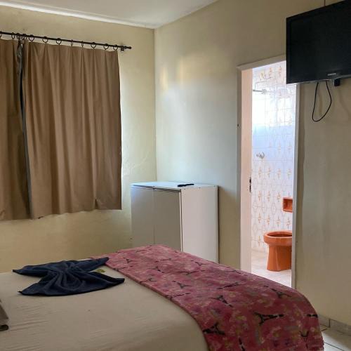 Sete Lagoas Hotel | Quarto econômico no centro