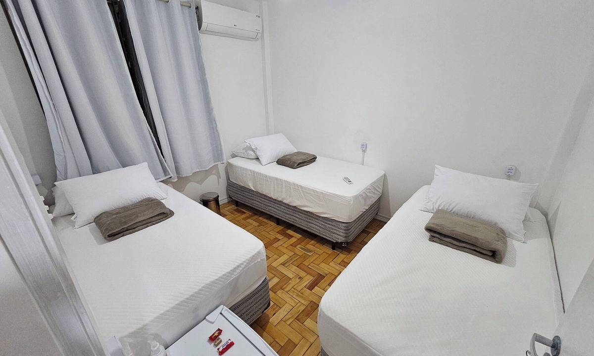 Portuguesa House | Quarto privativo em condomínio