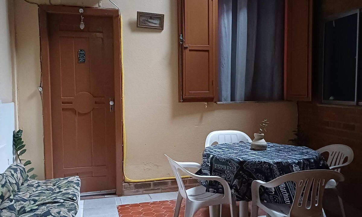 Gavea House | Quarto Suite e Cozinha na Gavea