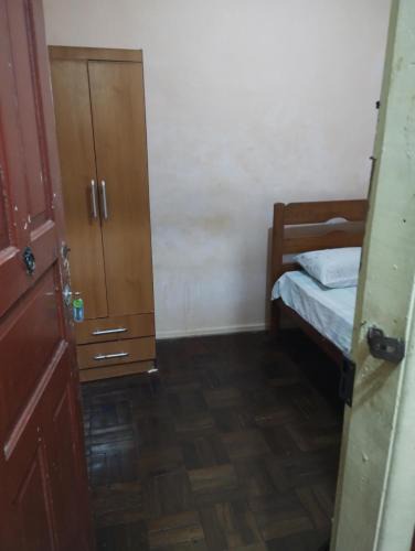 Gloria House | Quartos individuais na saída do metrô estação Glória