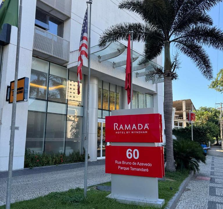 Parque Leopoldina Hotel | Ramada Hotel & Suites Campos Pelinca