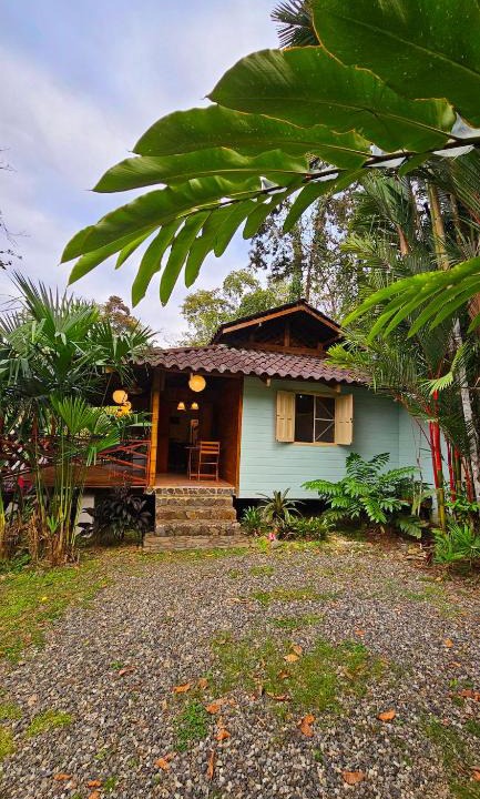 Cocles Ski Chalet | Rameen- Private Garden House near Cocles Beach