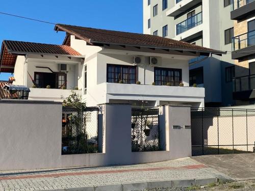 Joinville House | RCM Vilas - Casa confortável 1