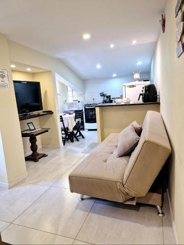 Itaipava House | Recanto de Itaipava - casa com forno de pizza a lenha, churrasqueira, pet friendly, equipada para até 6 pessoas, em meio à Natureza e próxima ao centro do bairro