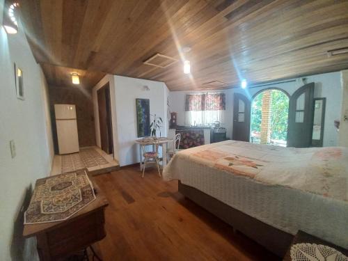 Ribeirao da Ilha Apartment | Recanto na natureza