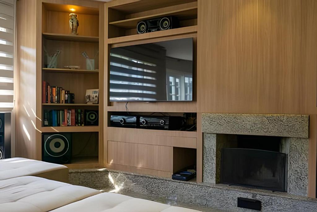 Bigorrilho Apartment | Refúgio com quintal + 2 vagas a 600m do Barigui