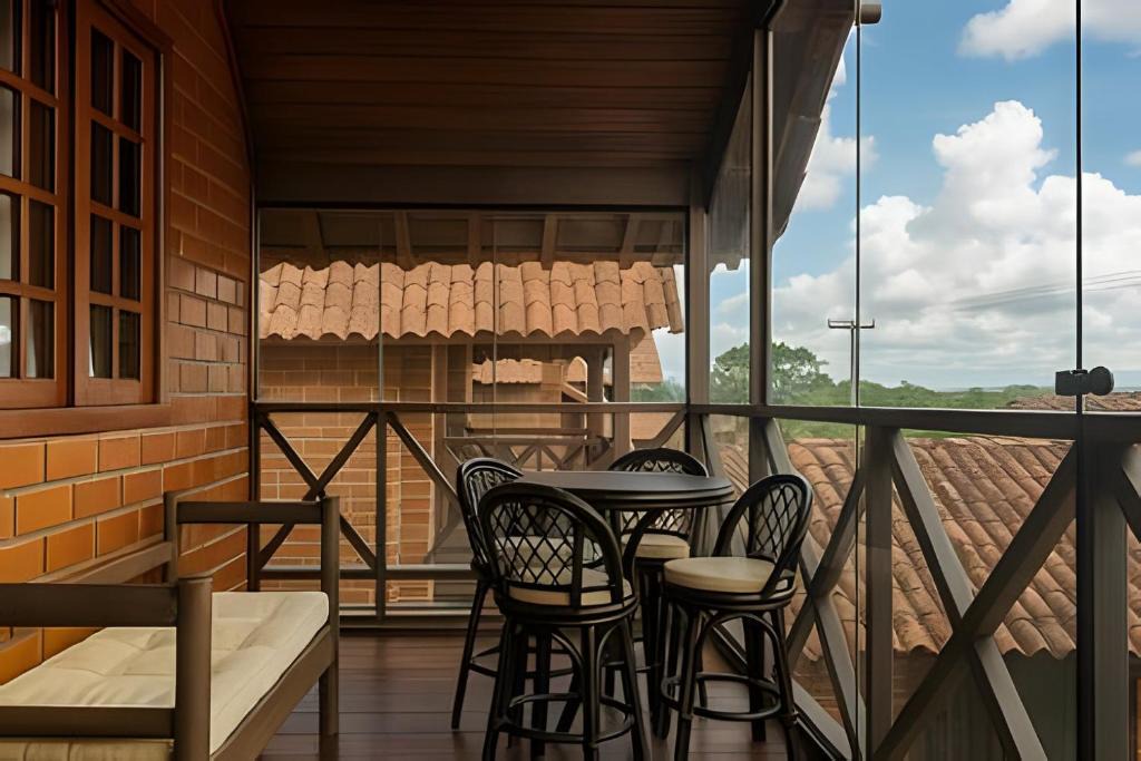 Novo Gravata Apartment | Refúgio Familiar Gravatá by Haus
