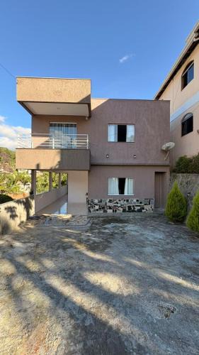 Pedra Azul House | Refúgio no Interior