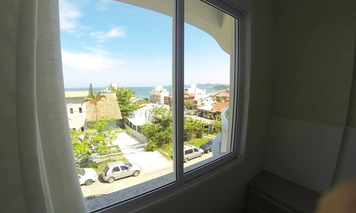 Quatro Ilhas Apartment | Res. Fit Acropolis 101