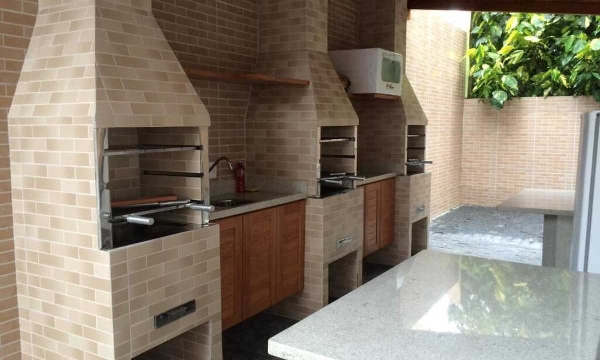 Canasvieiras Hotel | RESIDENCIAL LÚCIA SILVESTRE