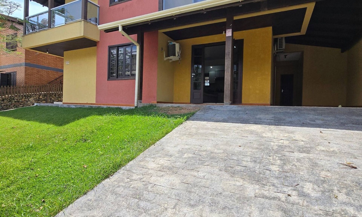 Centro House | Residential 03 Comfortable, air-conditioned environment, ideal for families.