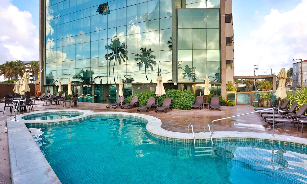 Cruz das Almas Hotel | Ritz Suítes Flat de Temporada beira mar