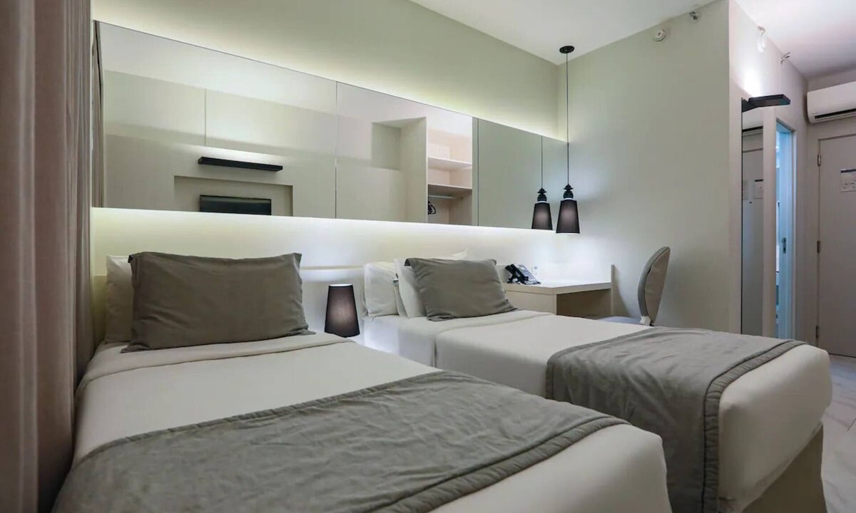 Copacabana Hotel | Room Perfect for Couples Travel in Rio de Janeiro - Near Dining & Wellness Spots