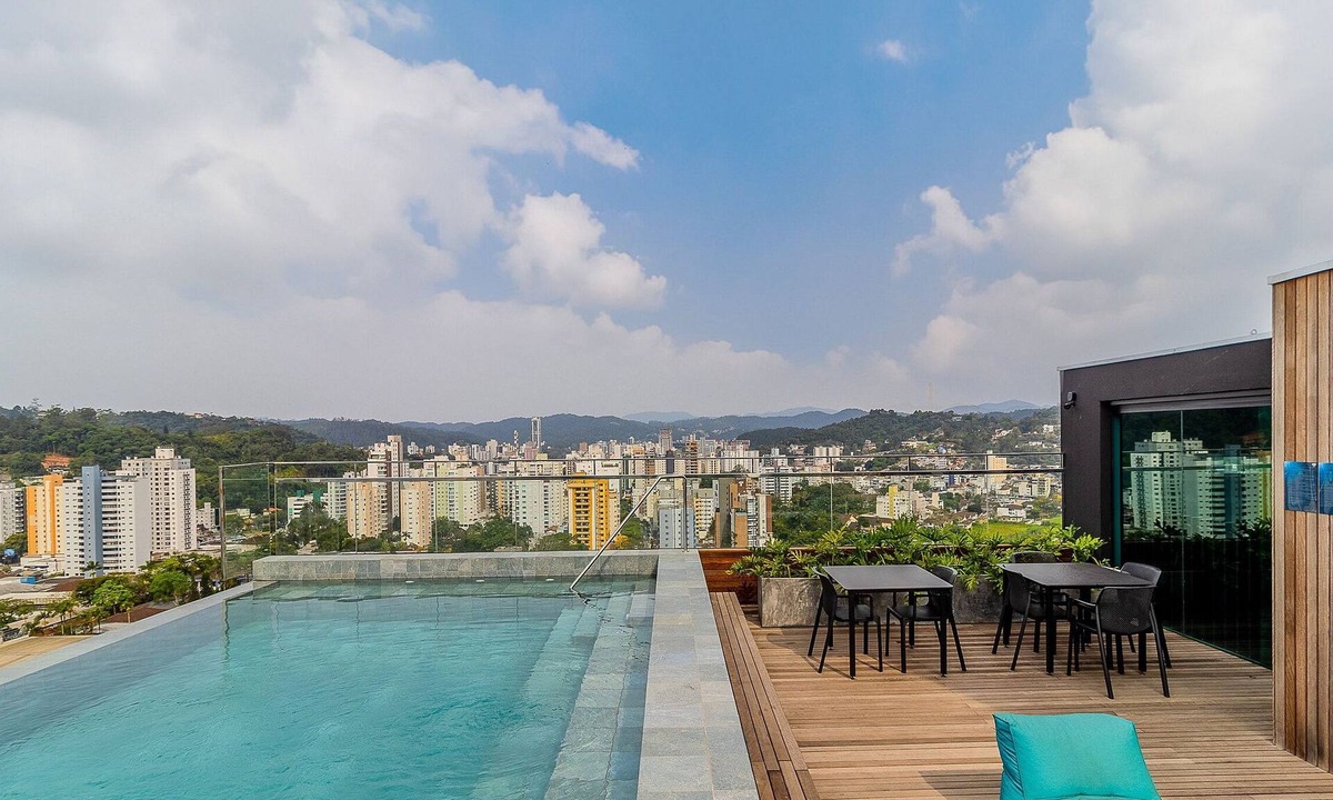 Escola Agricola Apartment | RUP Studios Equipados em Prédio Piscina