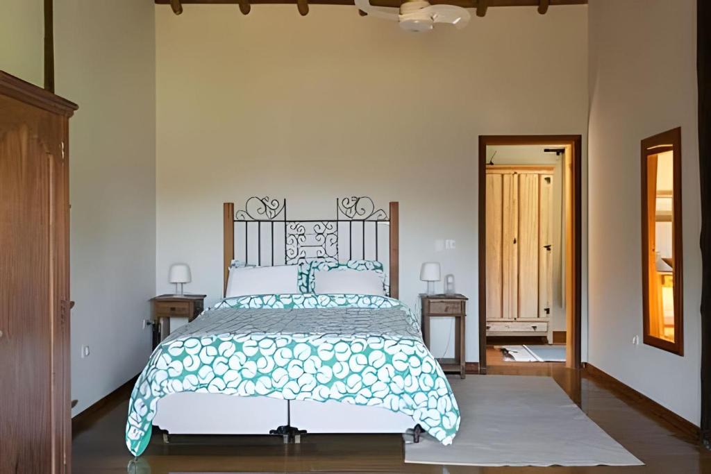 Santo Antonio do Pinhal Apartment | Sítio com Vista para a Serra, Piscina & Sauna